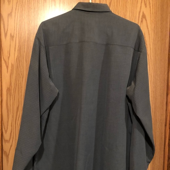 3 For $20 BRITCHES Classic Sport Shirt - Picture 4 of 5